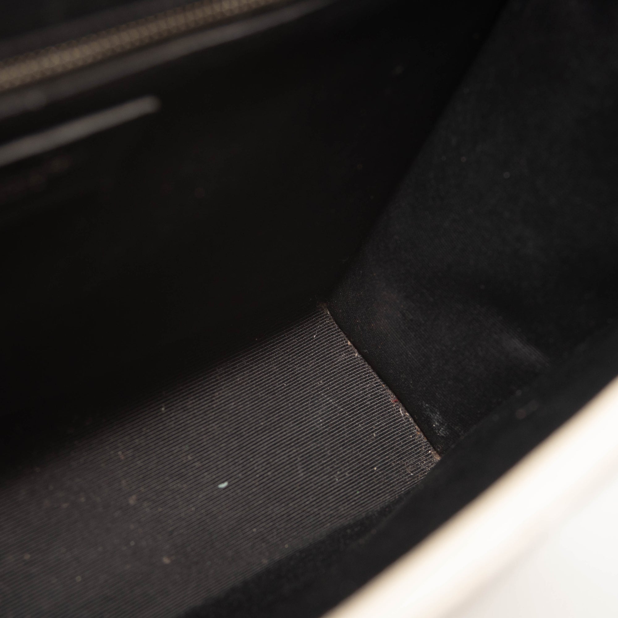 Saint Laurent Grain De Poudre Mixed Matelasse Large Triquilt Monogram Satchel Porcellana White