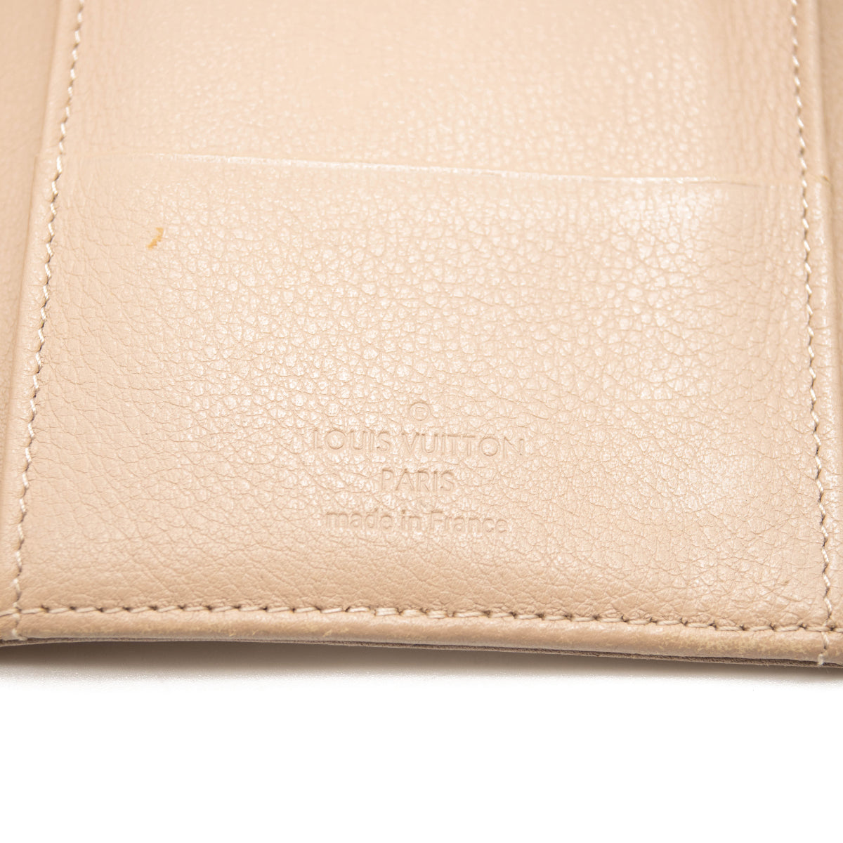 Louis Vuitton Grey Monogram Mahina Leather Amelia Wallet Louis Vuitton