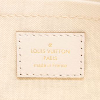 Genuine LOUIS VUITTON Monogram Cosmetic Make Up Bag Pochette Spain