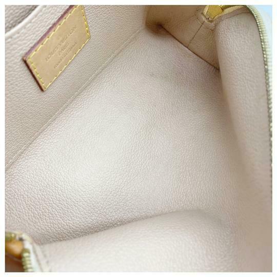 Louis Vuitton Pochette Cosmetic Azur Damie White Canvas Clutch