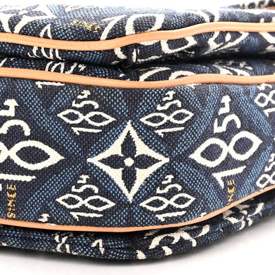 UPCLOSE LOOK at Pochette Metis Since 1854 in Jacquard & the Louis Vuitton  Damier reversible belt 