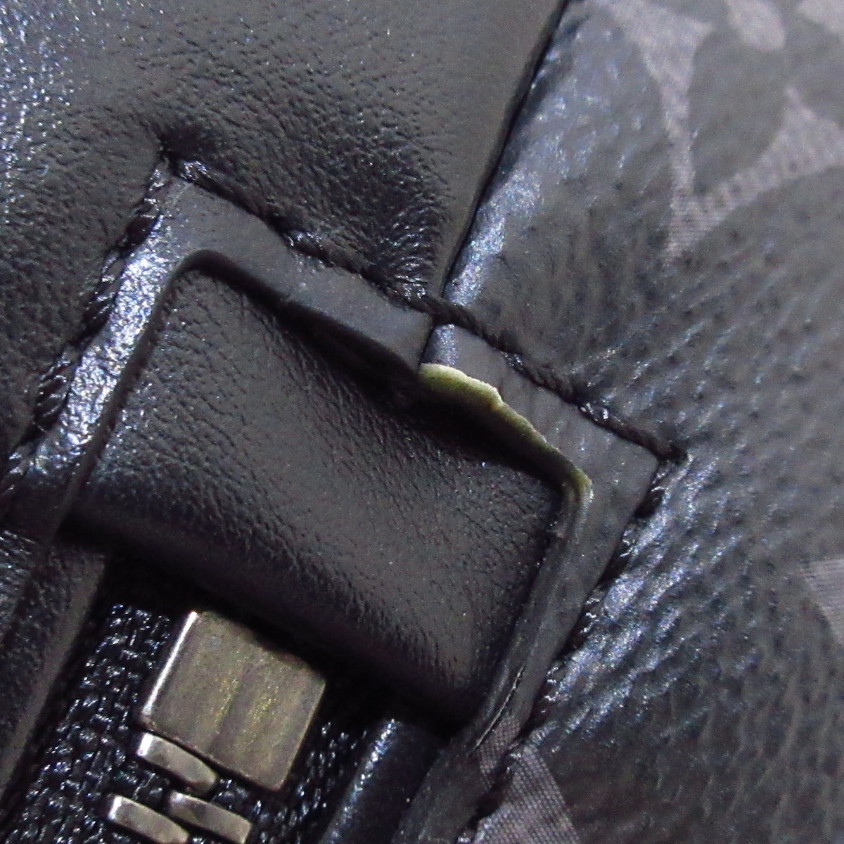 LOUIS VUITTON Monogram Eclipse Discovery Bumbag