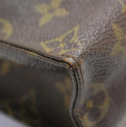 Preorder LOUIS VUITTON Monogram Toiletry Pouch 26