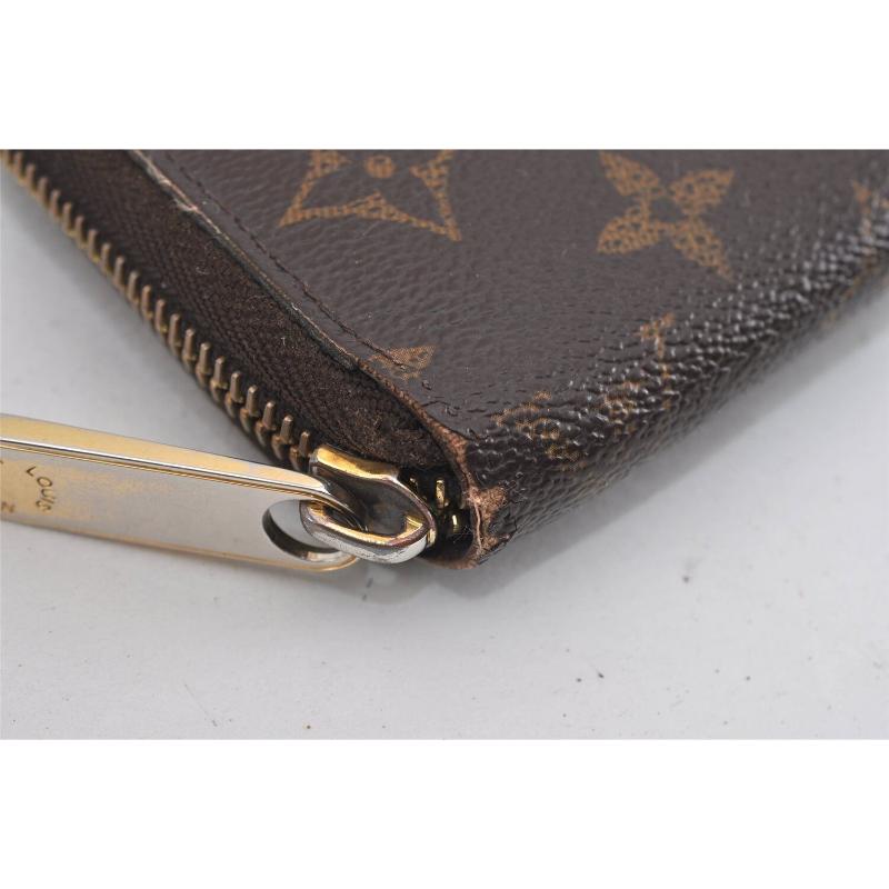 LOUIS VUITTON Monogram Zippy Wallet