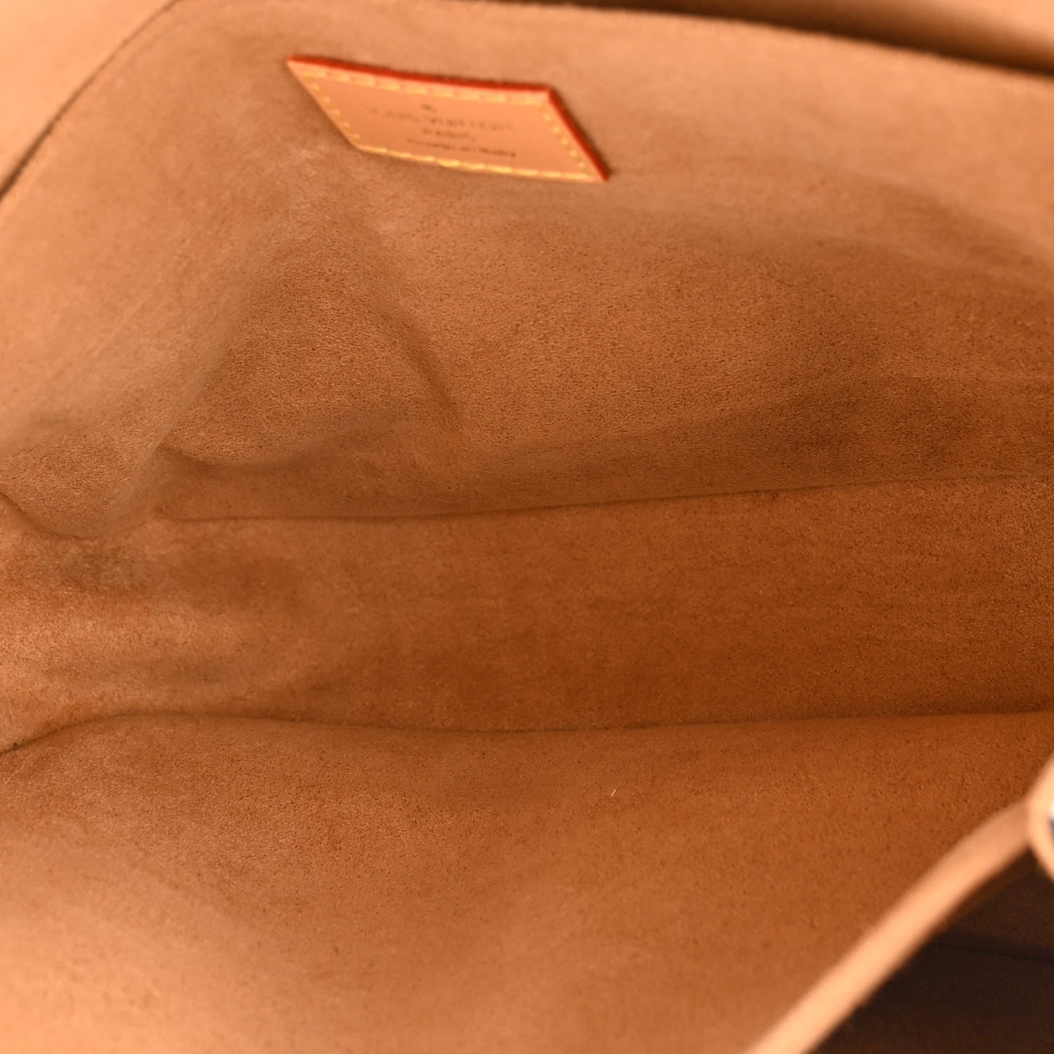 Louis Vuitton 1854 Pochette Metis Bag in 2023