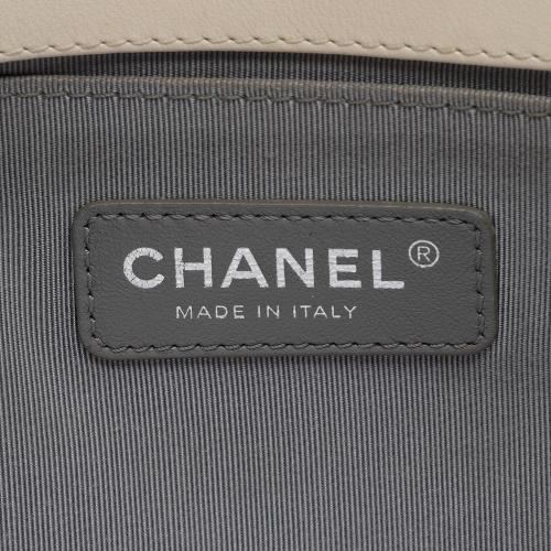Chanel Old Medium Boy Bag Cream White Chevron