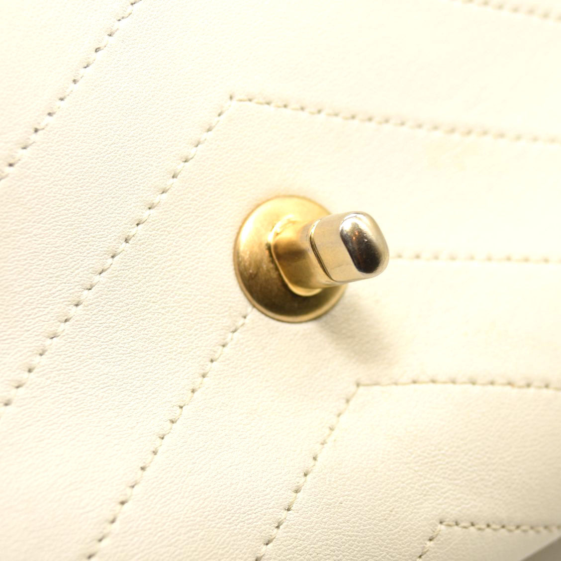 CHANEL Lambskin Chevron Quilted Envelope Flap White