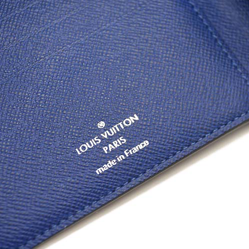 Louis Vuitton Taiga Multiple Wallet