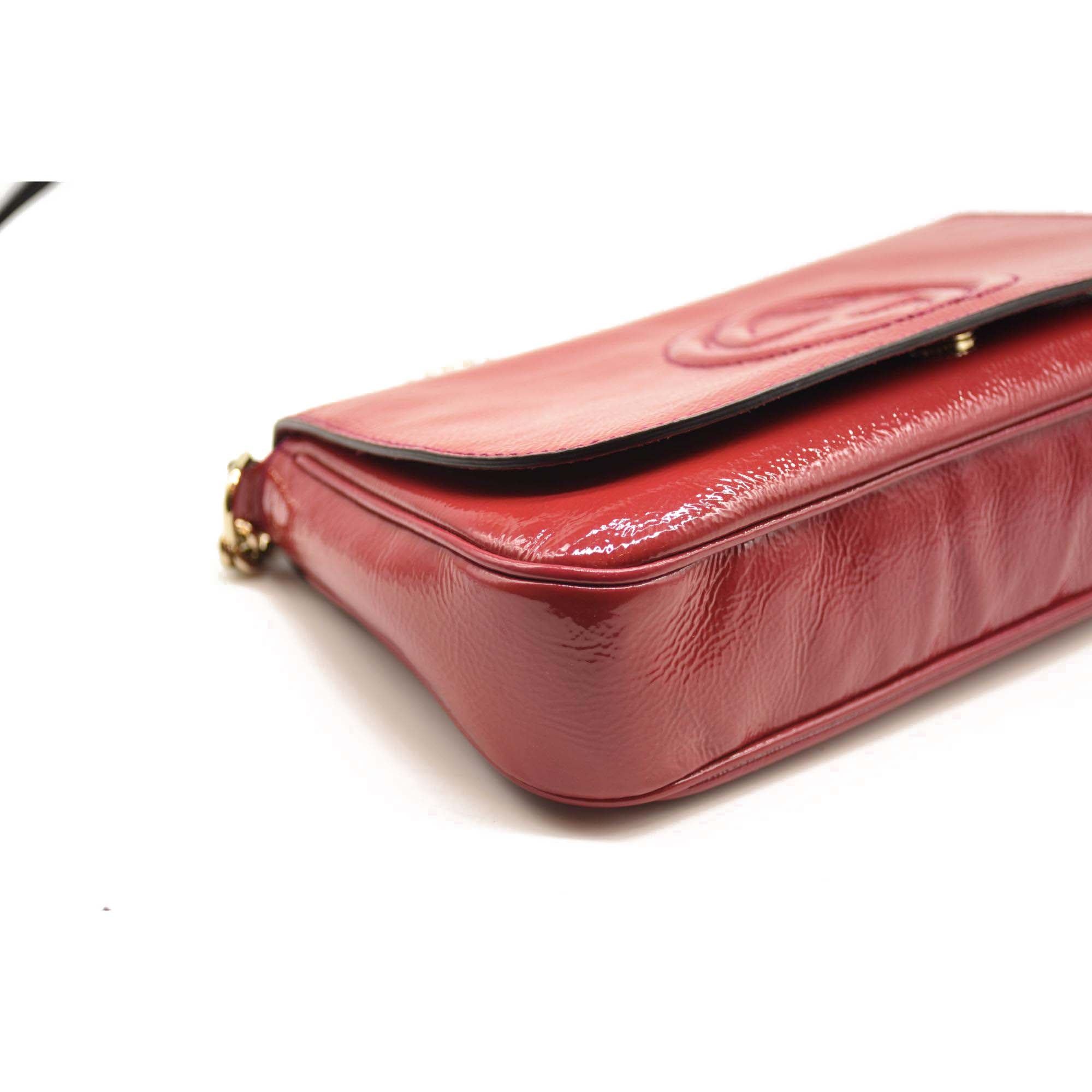 Gucci Patent Medium Soho Flap Crossbody Bright Bougainvillea
