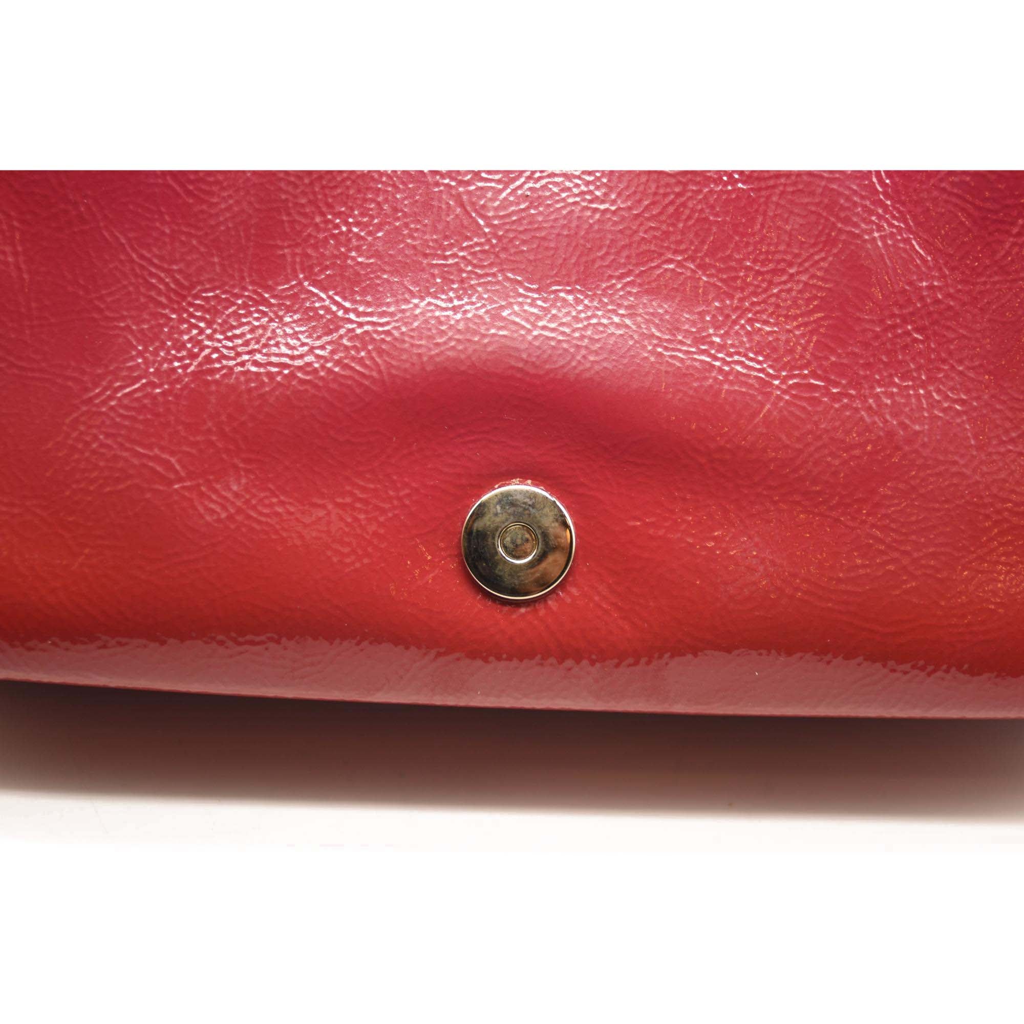 Gucci Patent Medium Soho Flap Crossbody Bright Bougainvillea