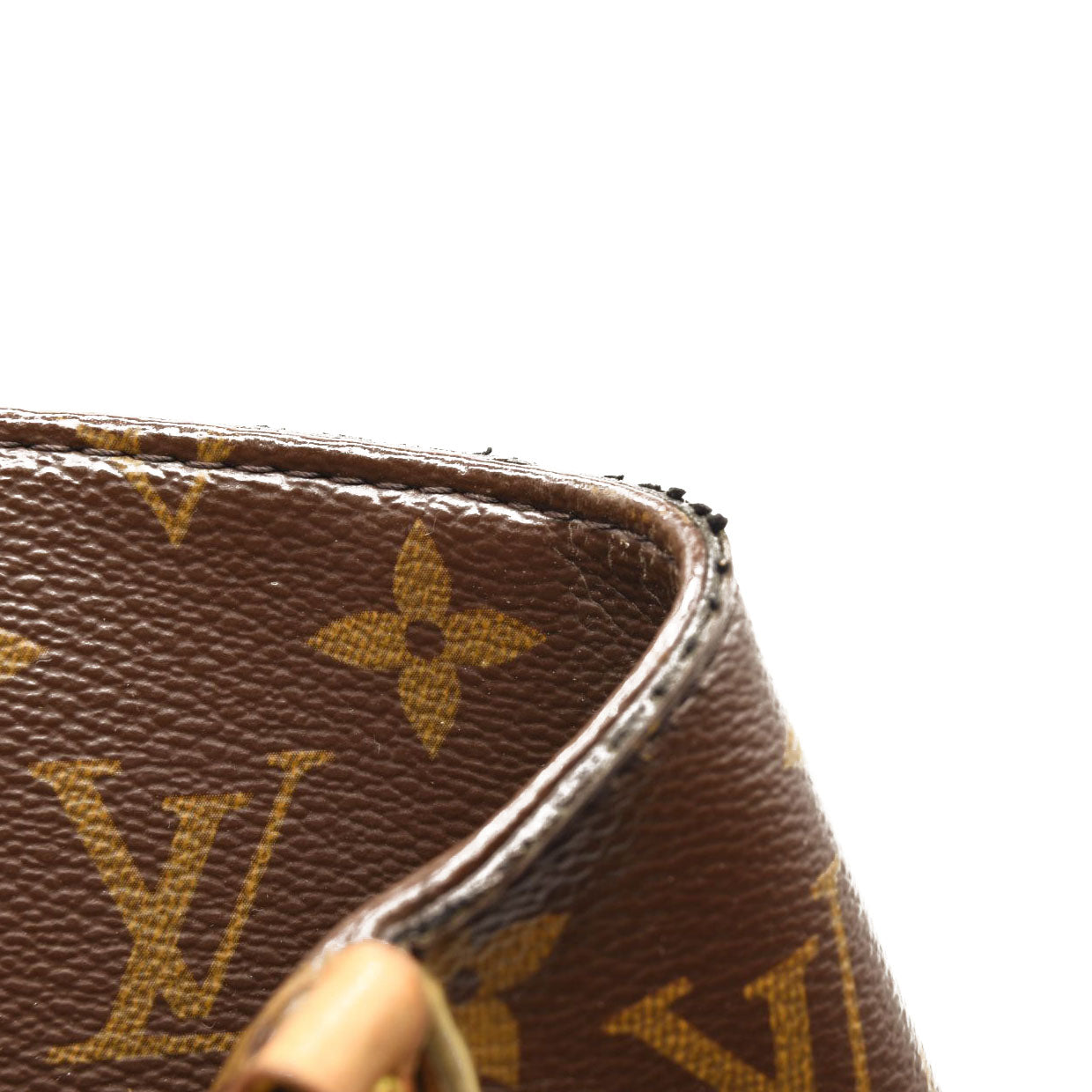 $2910 LOUIS VUITTON Monogram Montaigne GM