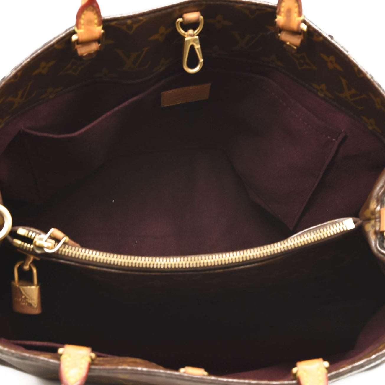 $2910 LOUIS VUITTON Monogram Montaigne GM