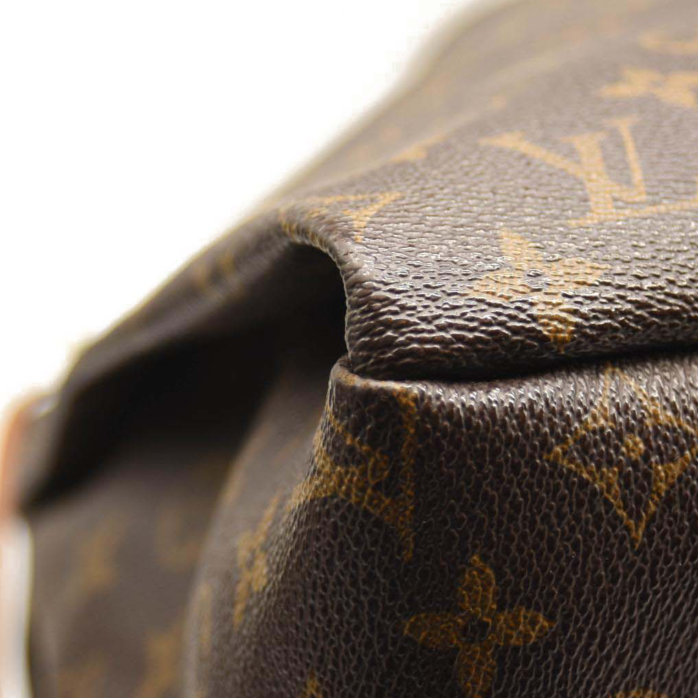 LOUIS VUITTON Monogram Artsy MM CA0111