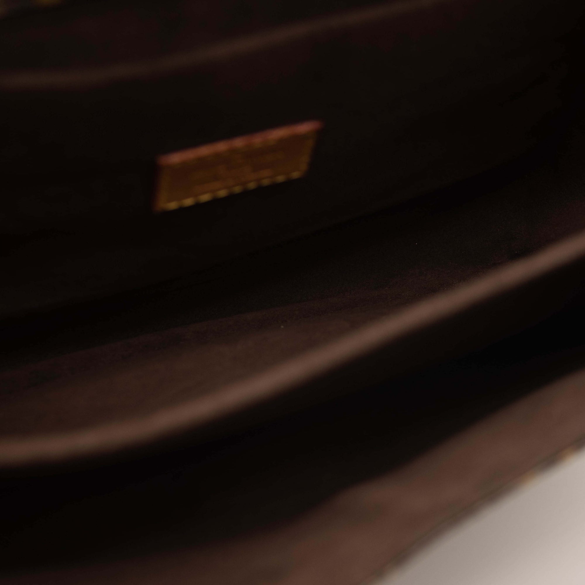 USED LOUIS VUITTON Monogram Pochette Metis DU2185