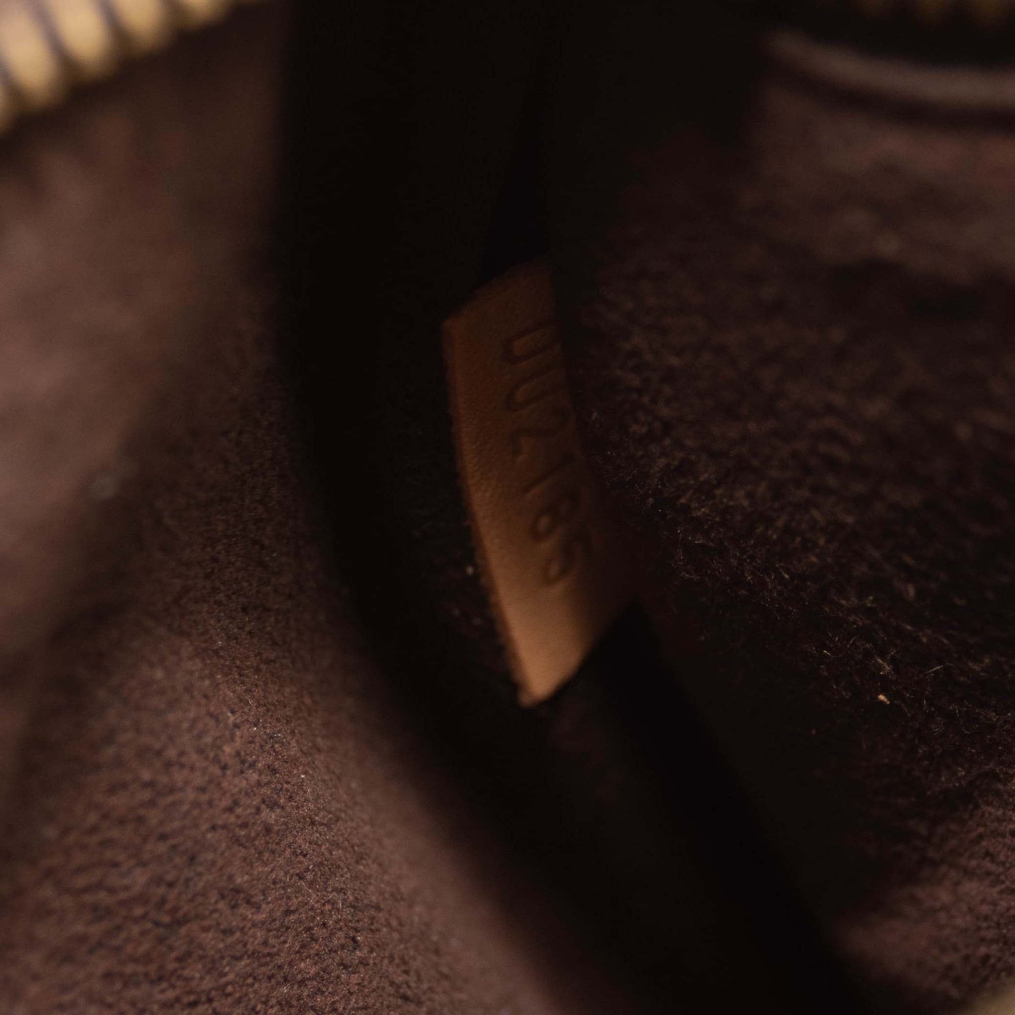 USED LOUIS VUITTON Monogram Pochette Metis DU2185