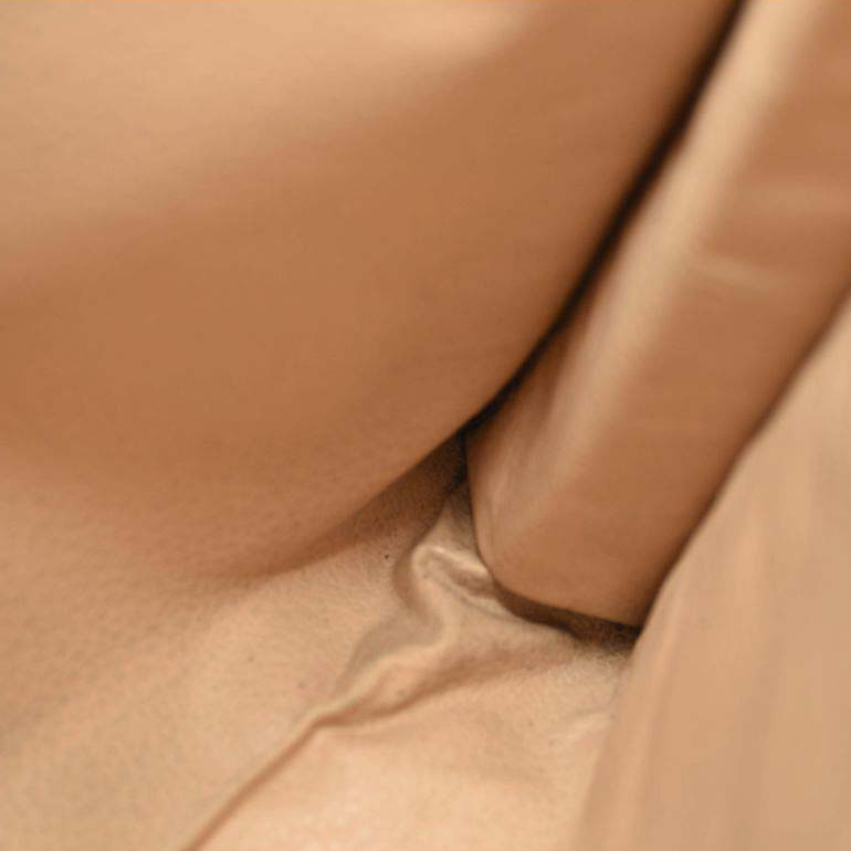 LOUIS VUITTON Monogram Toiletry Pouch 26 1984