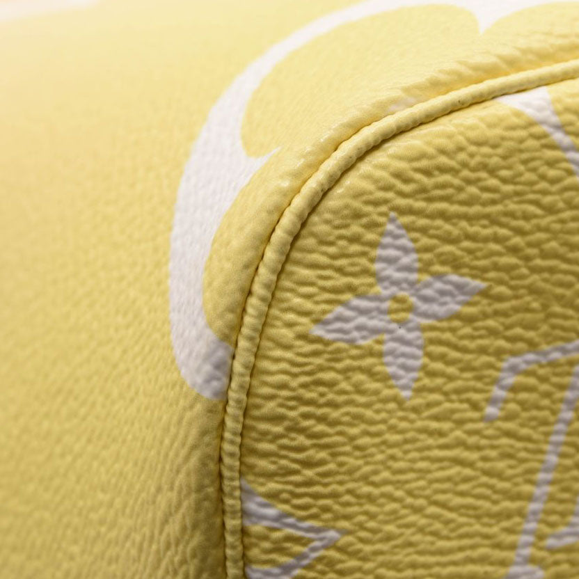 LOUIS VUITTON Monogram Giant By The Pool Neverfull MM Light Pink