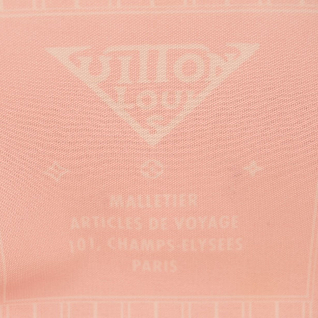 LOUIS VUITTON Monogram Giant By The Pool Neverfull MM Light Pink