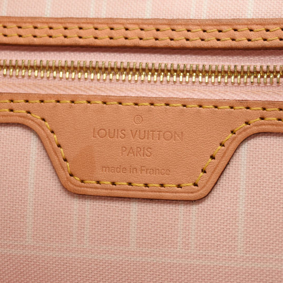 LOUIS VUITTON Monogram Giant By The Pool Neverfull MM Light Pink