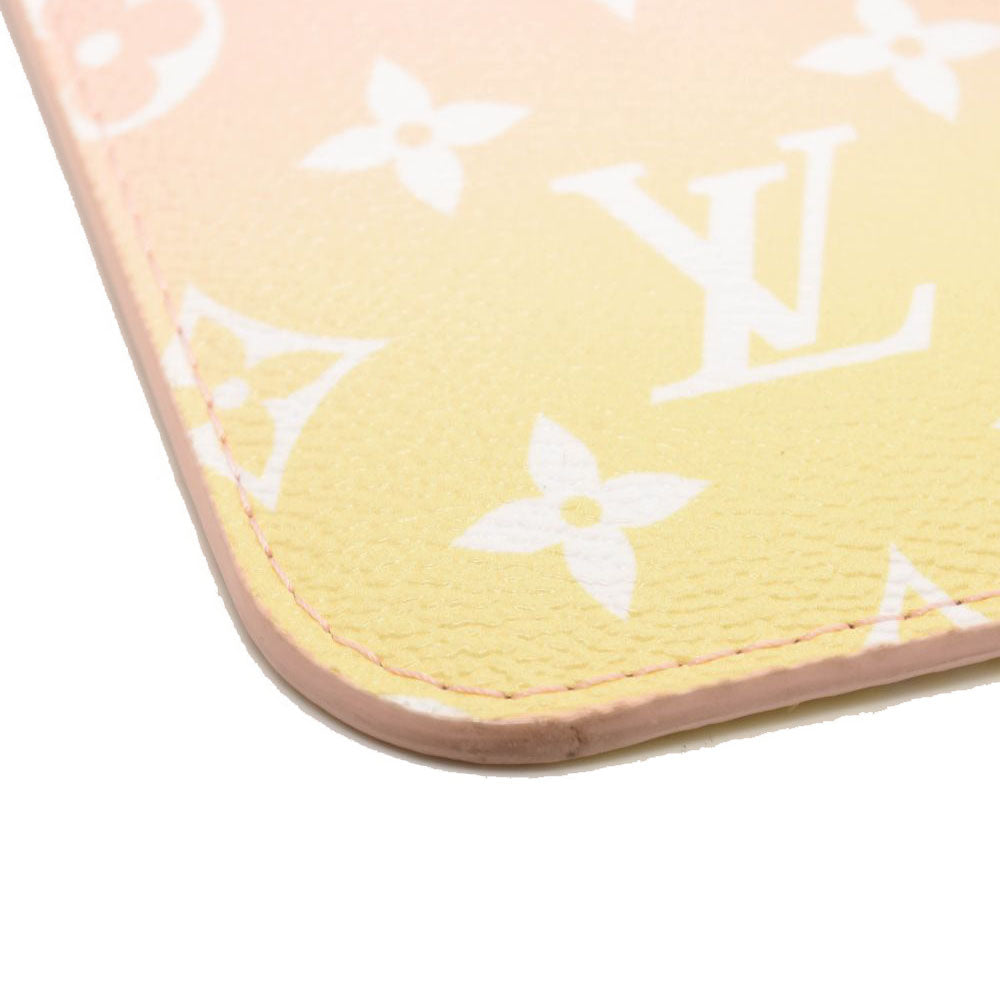 LOUIS VUITTON Monogram Giant By The Pool Neverfull MM Light Pink