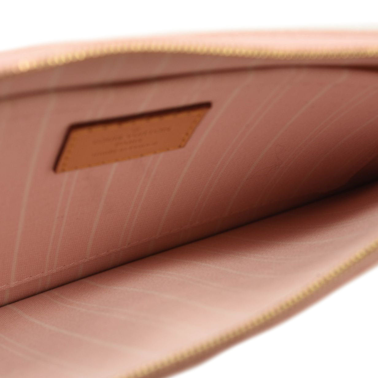 LOUIS VUITTON Monogram Giant By The Pool Neverfull MM Light Pink