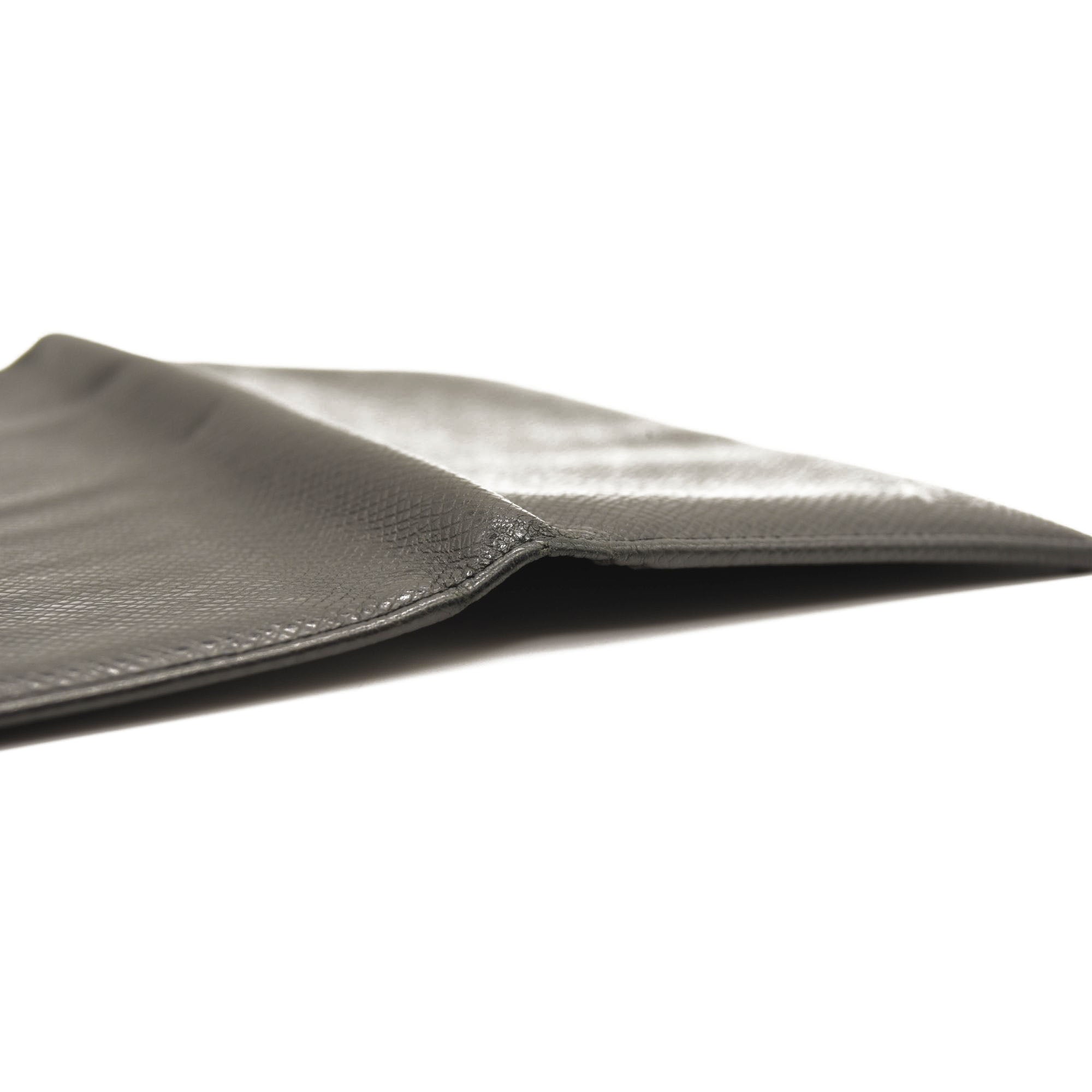 USED $720 LOUIS VUITTON Monogram Checkbook Wallet Black Taiga