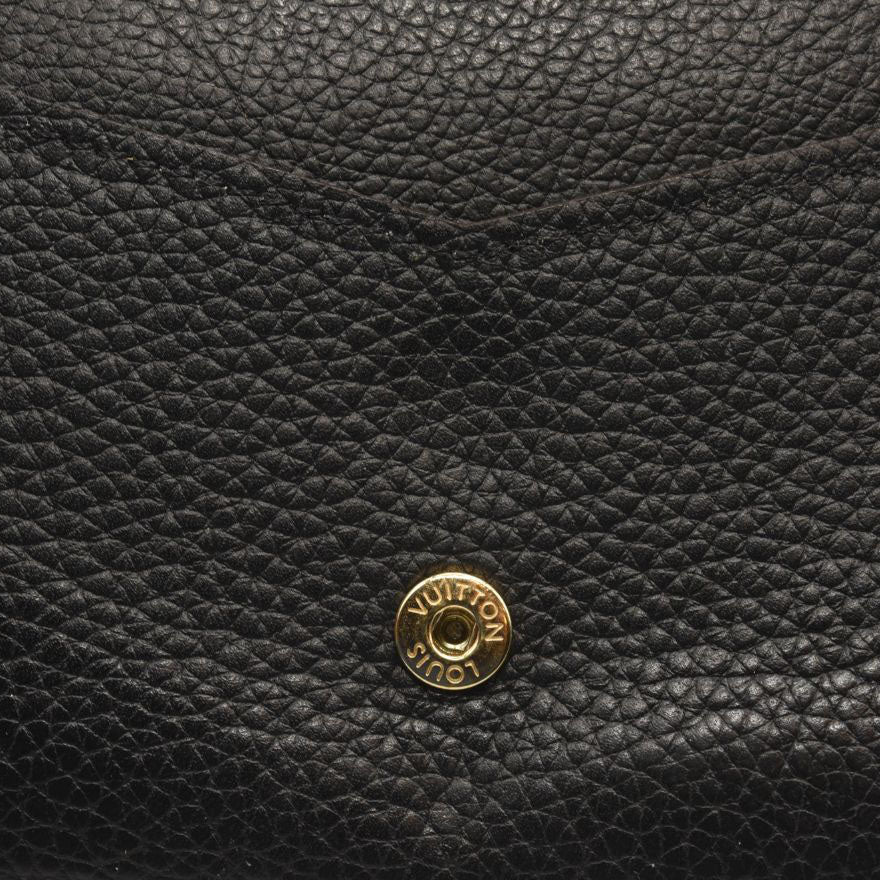 USED $905 LOUIS VUITTON Calfskin Double V Wallet Black