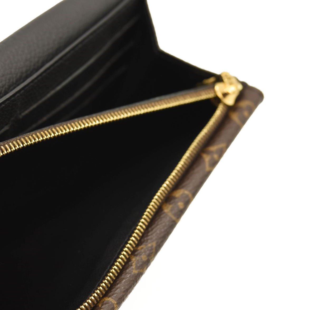 USED $905 LOUIS VUITTON Calfskin Double V Wallet Black