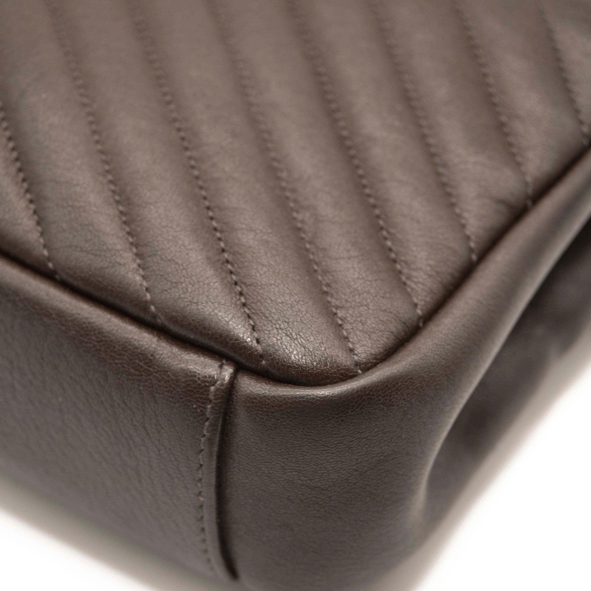 USED Saint Laurent Sheepskin Matelasse Chevron Monogram Medium College Bag Grey