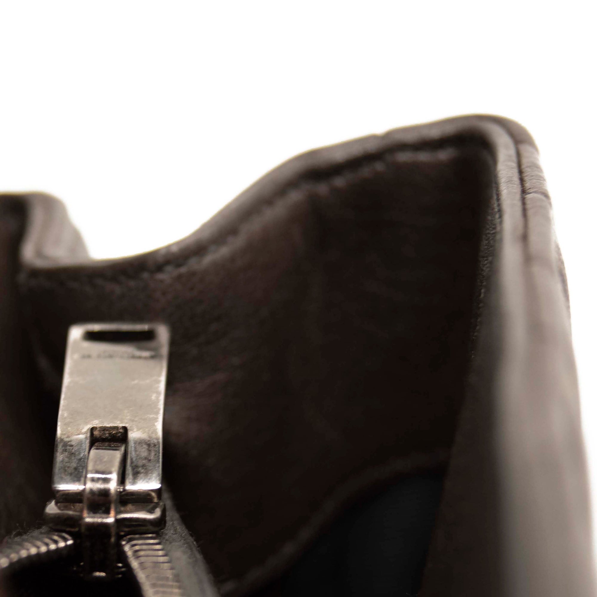 USED Saint Laurent Sheepskin Matelasse Chevron Monogram Medium College Bag Grey