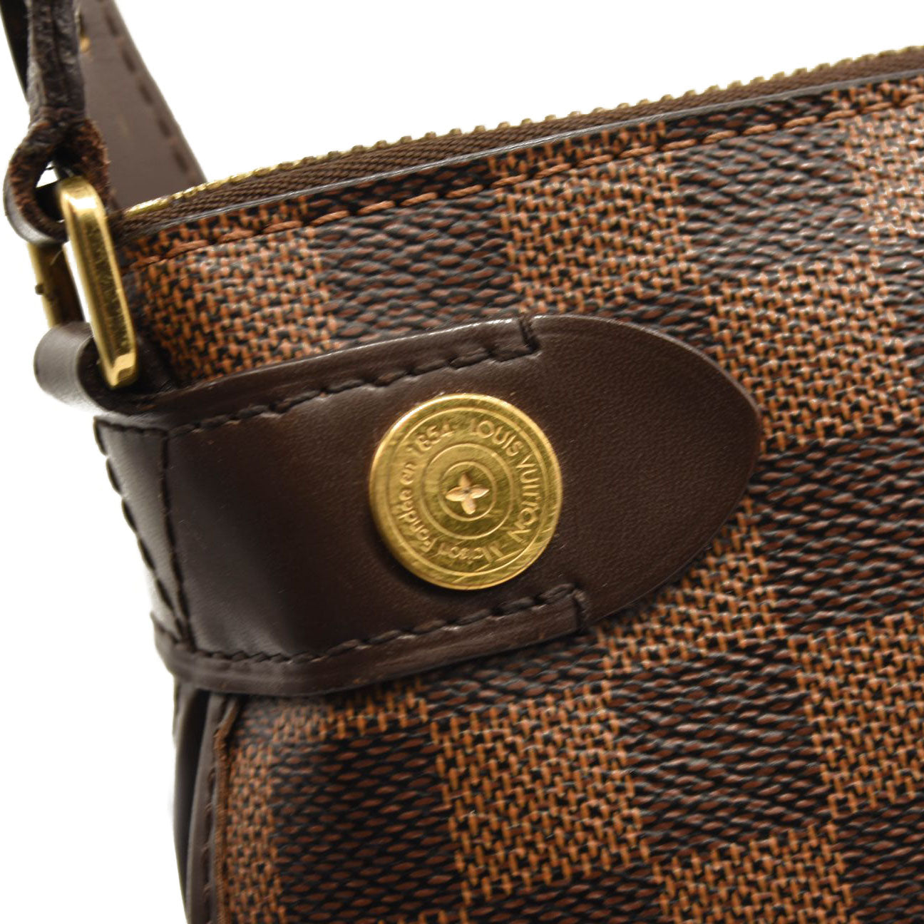 $1780 LOUIS VUITTON Damier Ebene Duomo Messenger