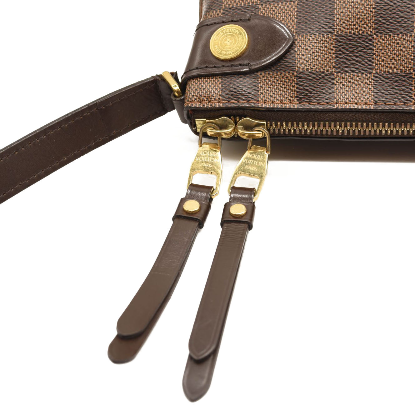 $1780 LOUIS VUITTON Damier Ebene Duomo Messenger