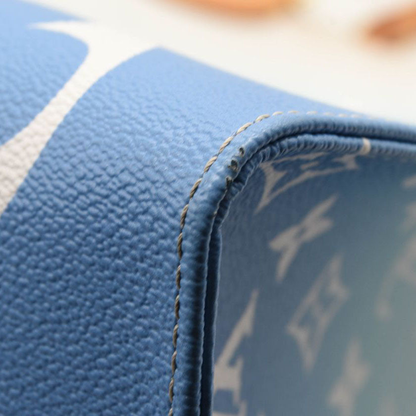 LOUIS VUITTON Monogram Giant By The Pool Onthego GM Blue