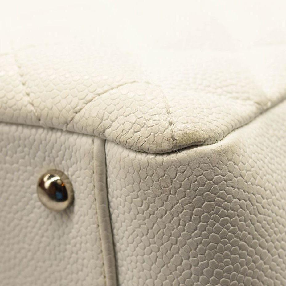 CHANEL Caviar Quilted Grand Shopping Tote GST White