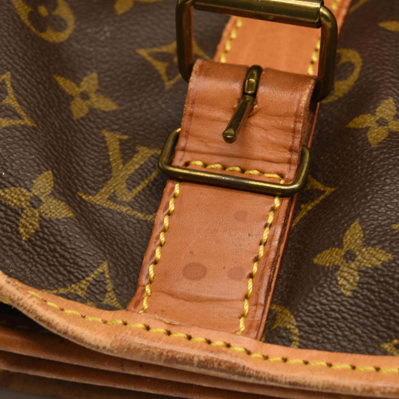 Louis Vuitton Monogram Sac Kleber
