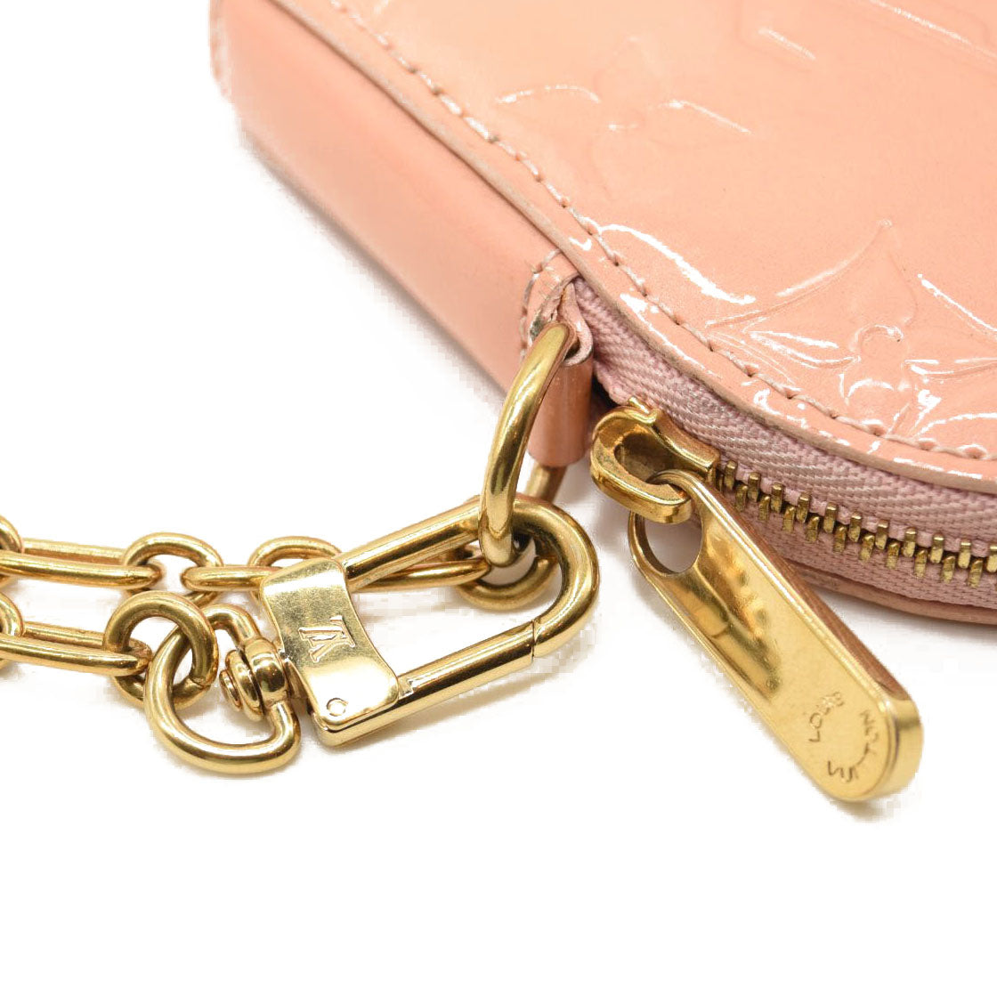 USED $590 Louis Vuitton Baby Pink Monogram Heart Coin Purse