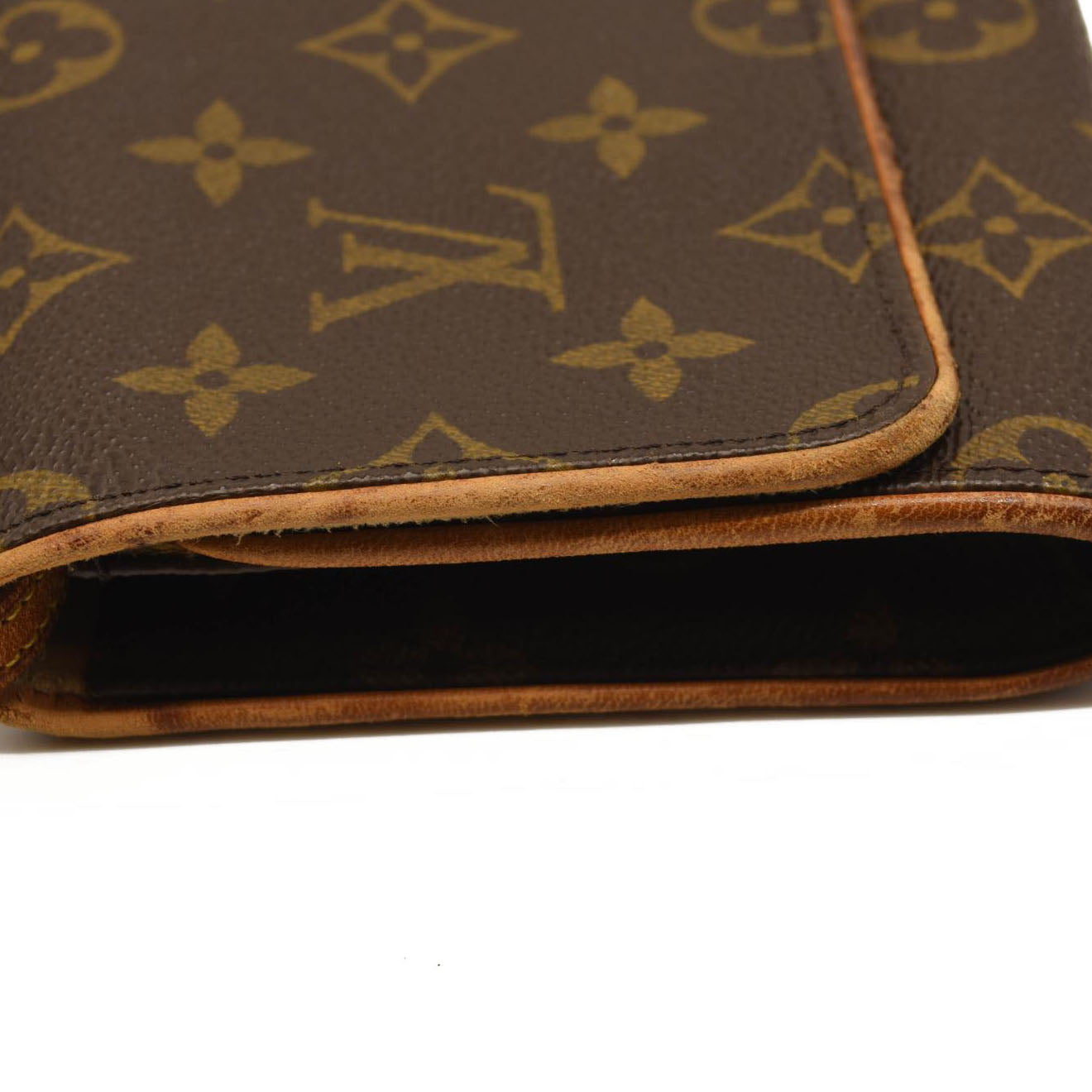 Louis Vuitton Monogram Pochette Twin GM