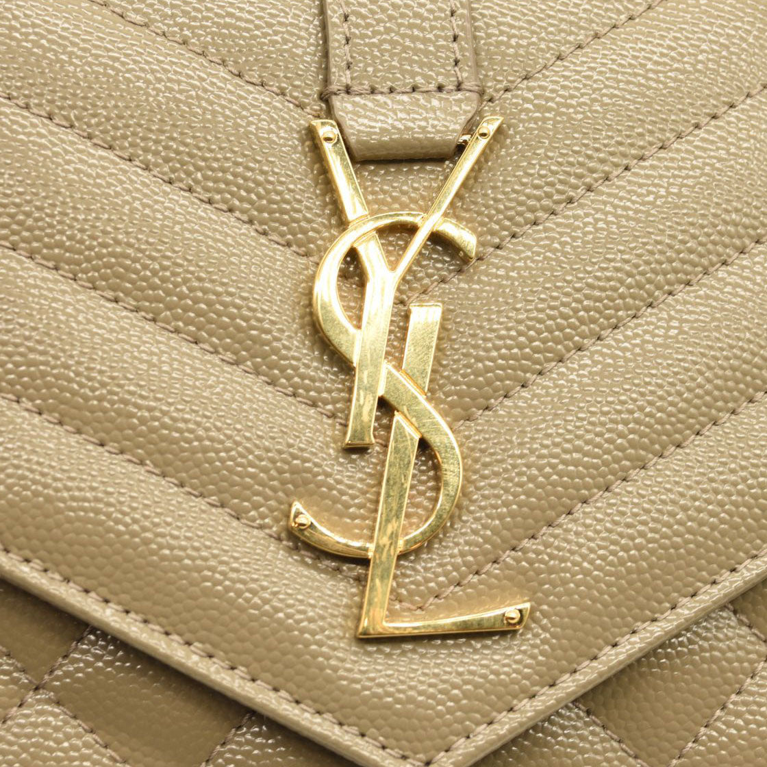 $1990 SAINT LAURENT Grain De Poudre Mixed Matelasse Triquilt Monogram Chain Wallet Dark Beige