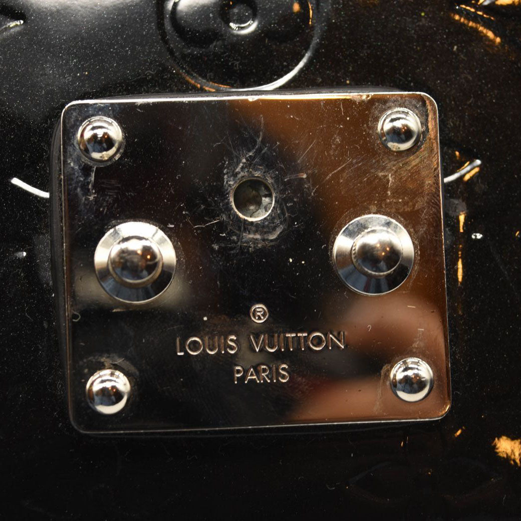 LOUIS VUITTON Vernis Epi Monogram Wynwood Black White
