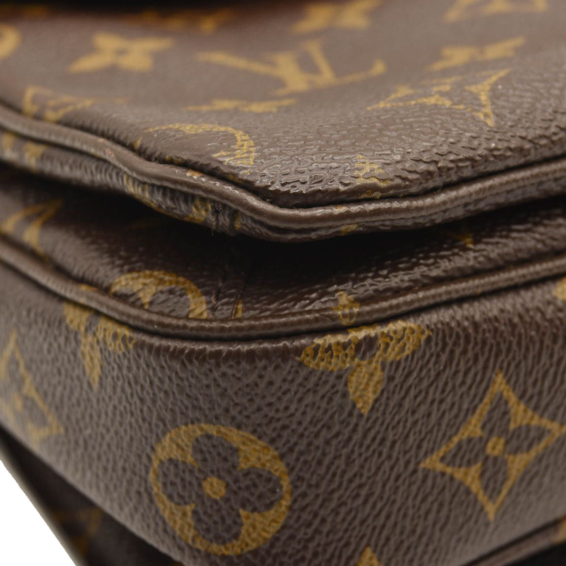 USED LOUIS VUITTON Monogram Pochette Metis DU4197