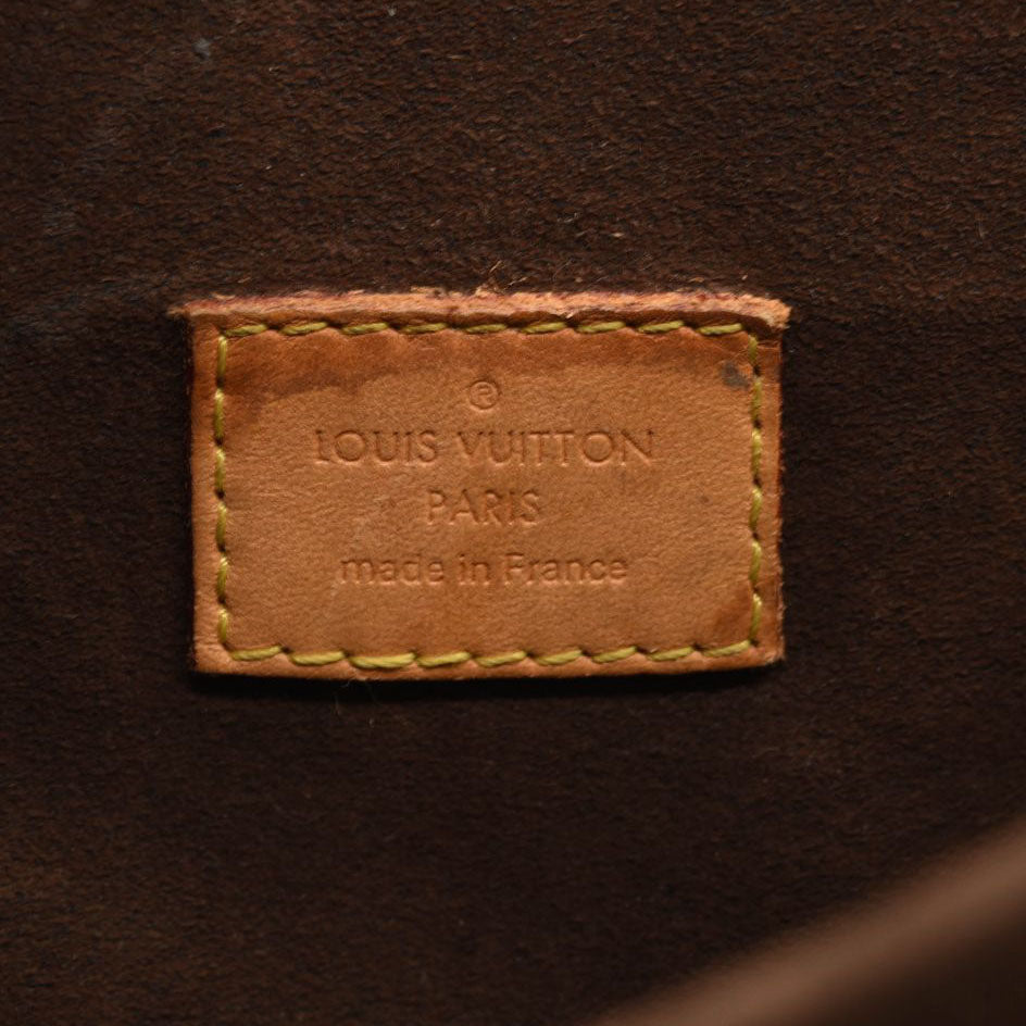 USED LOUIS VUITTON Monogram Pochette Metis DU4197