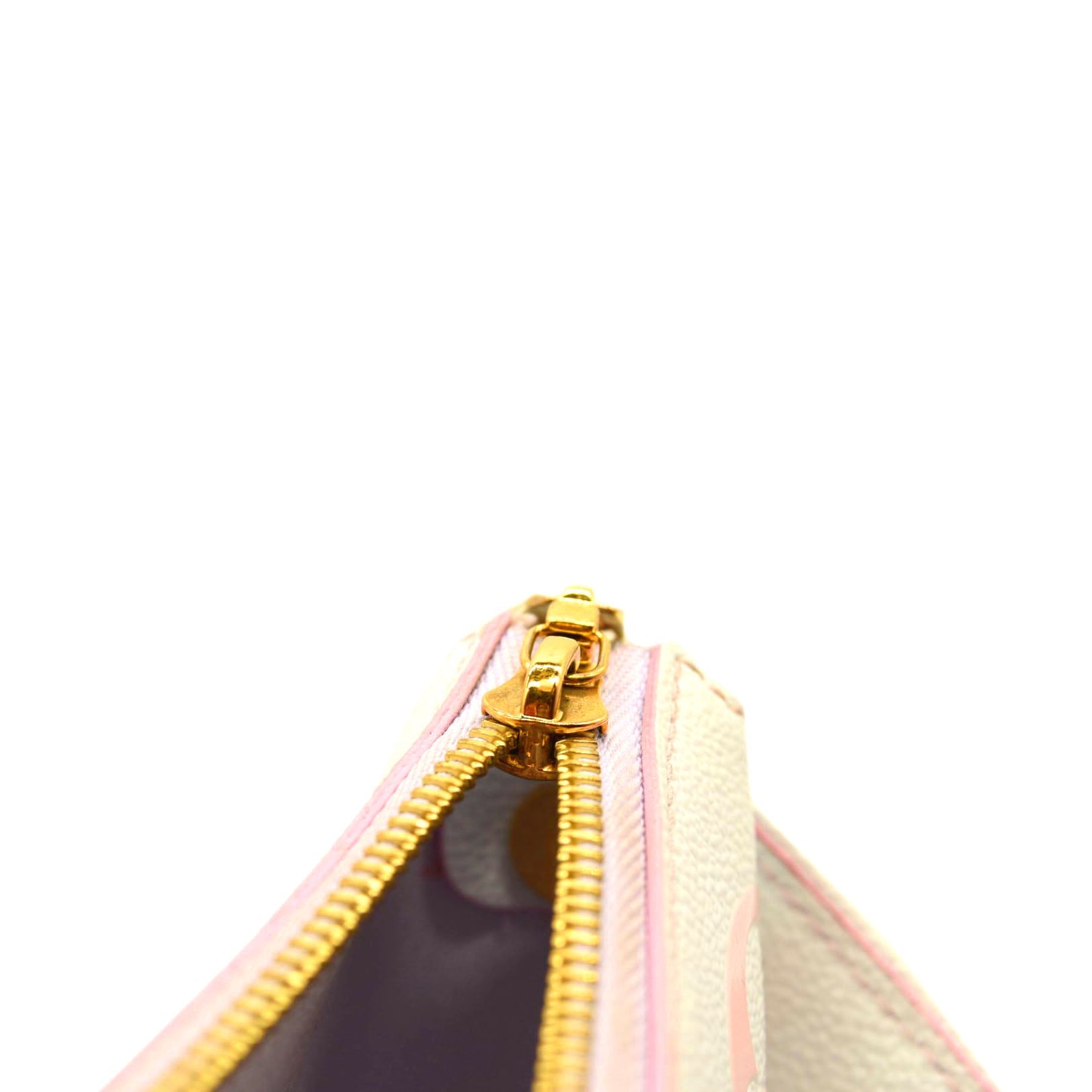 LOUIS VUITTON Monogram Giant Spring In The City Marshmallow Hobo PM Sunrise Pastel