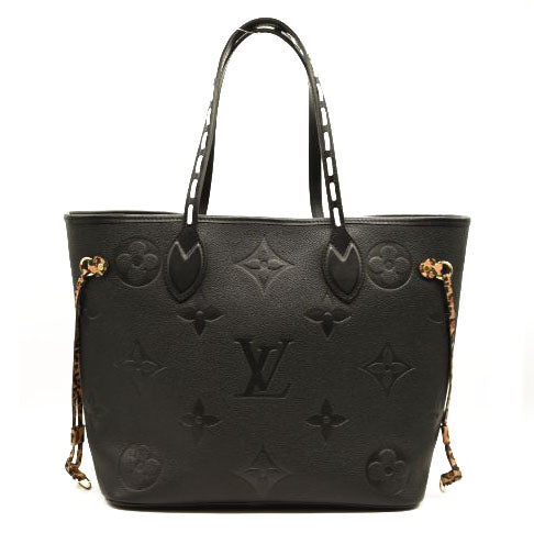 Louis Vuitton Empreinte Monogram Giant Neverfull MM Pochette Black -  MyDesignerly