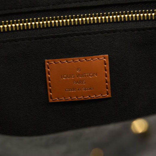 LOUIS VUITTON Empreinte Monogram Giant Wild at Heart Neverfull MM Black