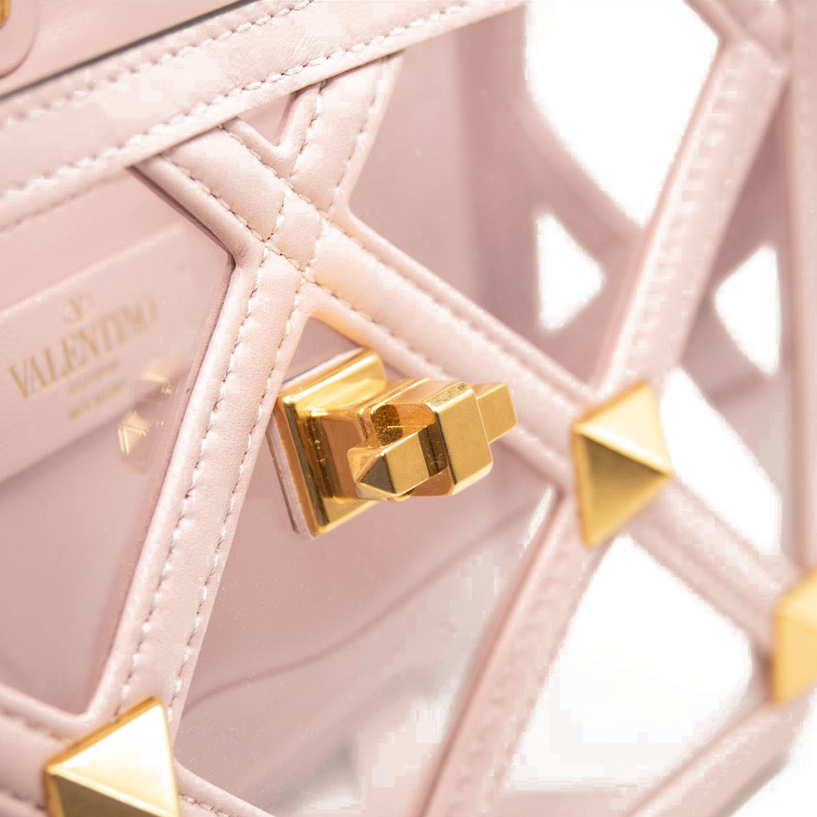 NEW Valentino Roman Stud Transparent Shoulder Bag Pink