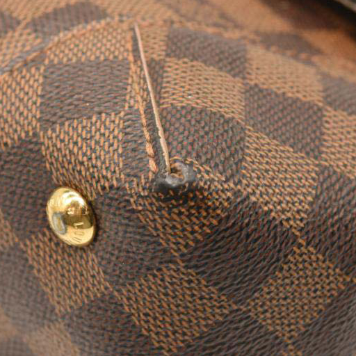 LOUIS VUITTON Damier Ebene Caissa Clutch in Rose Ballerine