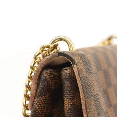 LOUIS VUITTON Damier Ebene Caissa Clutch in Rose Ballerine