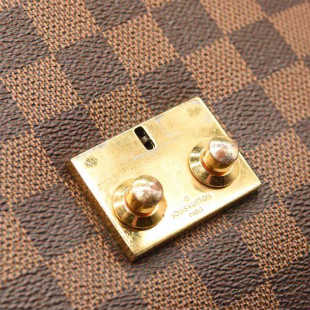 LOUIS VUITTON Damier Ebene Caissa Clutch in Rose Ballerine