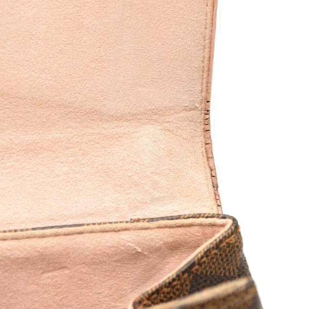 LOUIS VUITTON Damier Ebene Caissa Clutch in Rose Ballerine