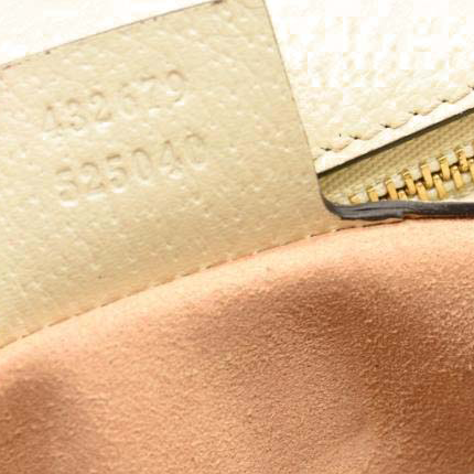 GUCCI Medium Padlock Gg Supreme Wave Shoulder Bag With Genuine Snakeskin Trim - White